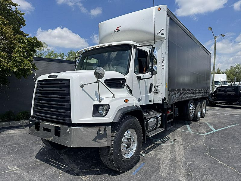2016 Freightliner 108SD