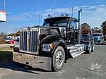 2025 Kenworth W990