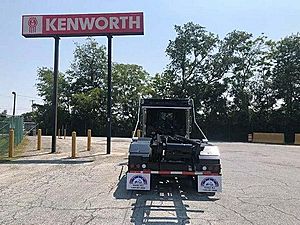 2025 Kenworth T880