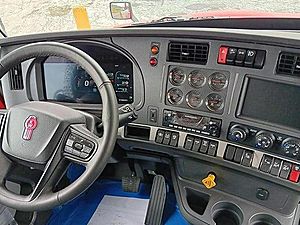 2025 Kenworth T880