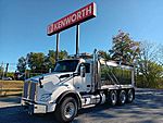 2025 Kenworth T880