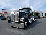 2025 Kenworth W990