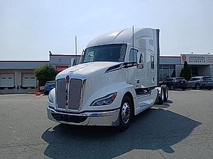 2025 Kenworth T680 - Sleeper Truck