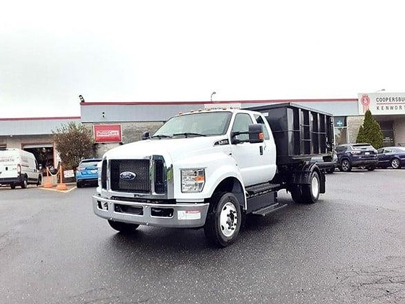 2023 Ford F650