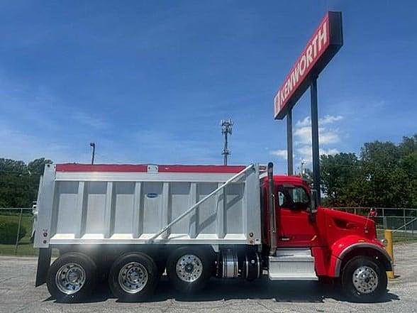 2020 Peterbilt 567