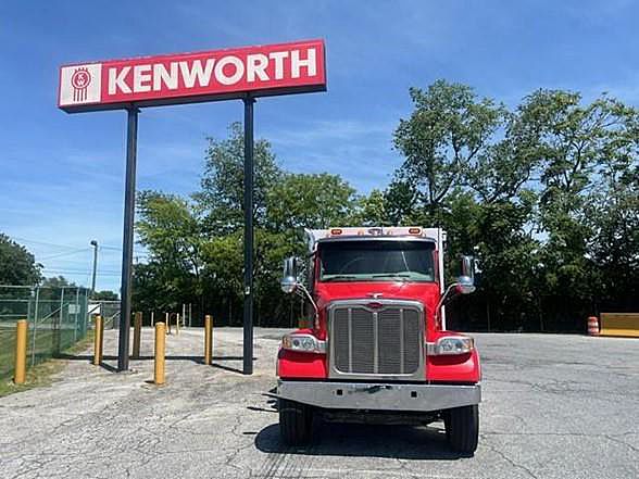 2020 Peterbilt 567