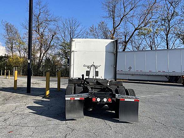 2019 Kenworth T880