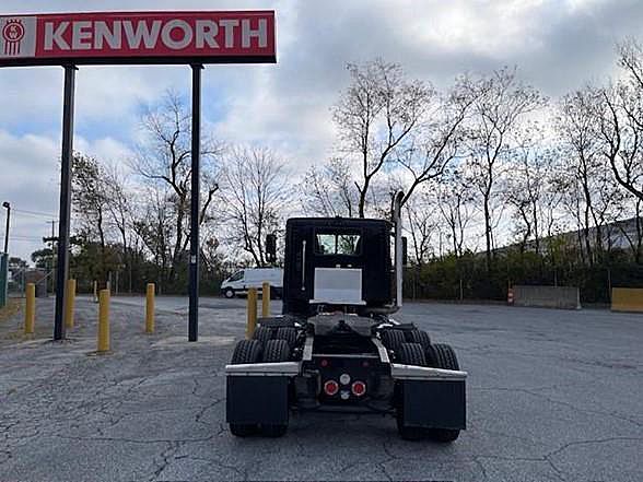 2018 Freightliner 122SD