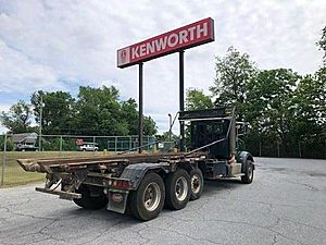 2017 Peterbilt 365