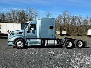 2016 Peterbilt 579 - Sleeper Truck