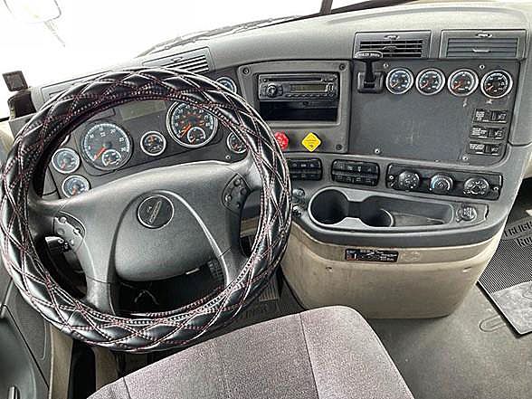 2015 Freightliner CASCADIA 125 EVOLUTION