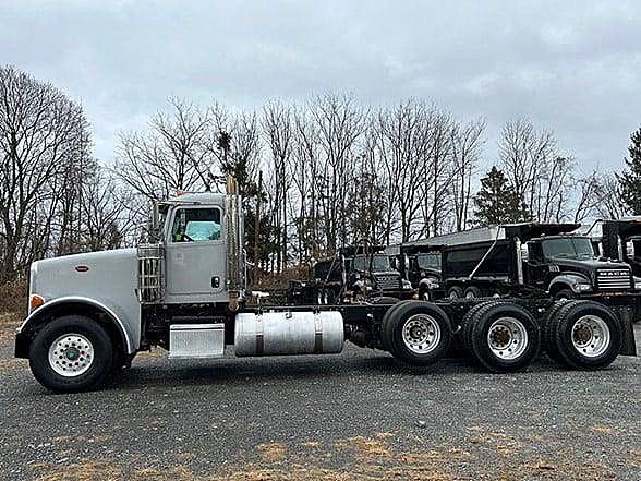 アッサム 2013 Peterbilt 367 For Sale | Day Cab | #22P348
