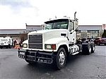 2010 Mack Pinnacle
