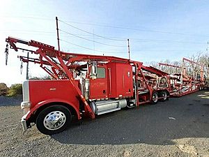 2008 Peterbilt 388 - Car Carrier