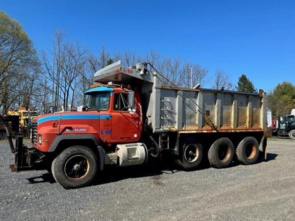 2003-mack-rd688s.1.jpg