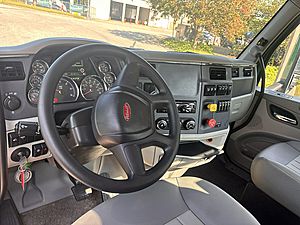 2020 Peterbilt 579