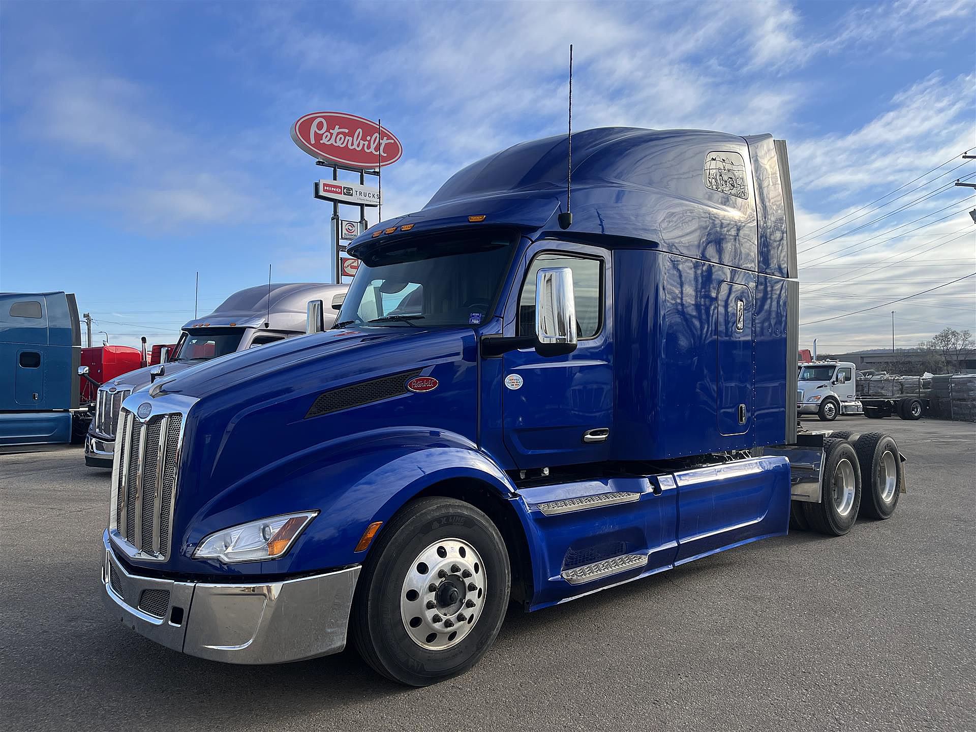 サムルアーズ 2023-peterbilt-579.2.jpg