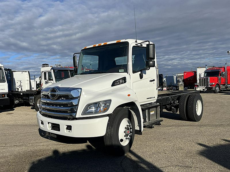 2025 Hino L6