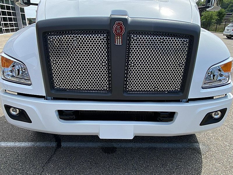 2025 Kenworth T280