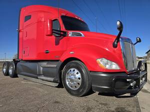 2021 Kenworth T680 - Sleeper Truck