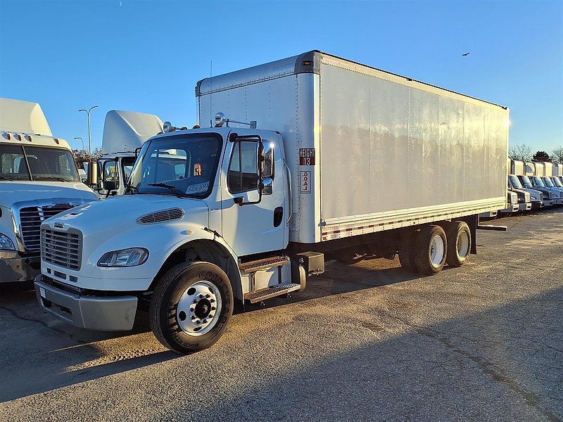 2018 Freightliner M2 106