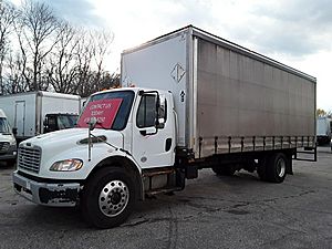 2017 Freightliner M2 106 - Curtainside