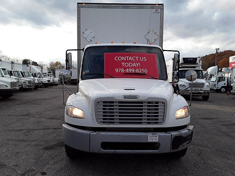 2017 Freightliner M2 106