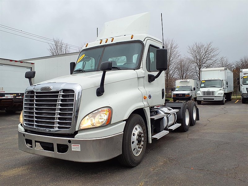 2019 Freightliner CASCADIA 125