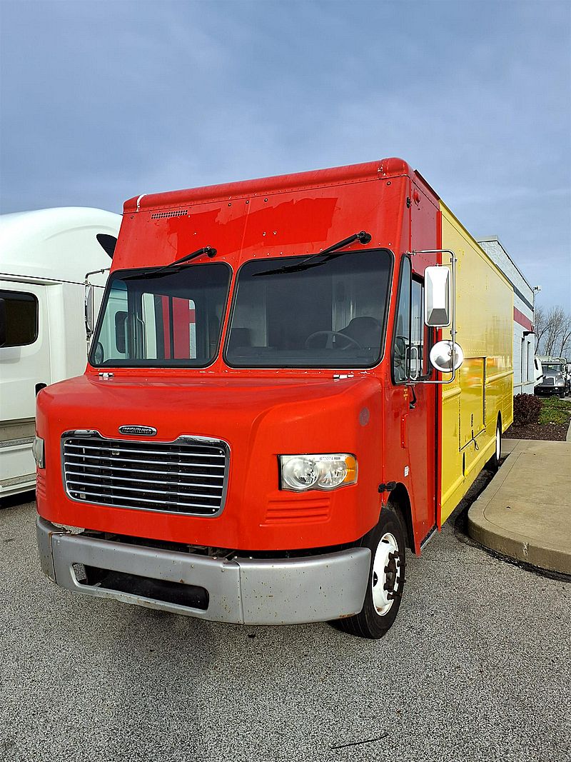 2017 Freightliner MT55