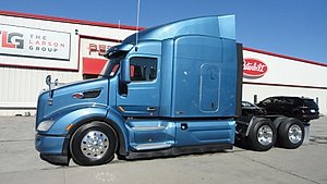 2020 Peterbilt 579 - Sleeper Truck