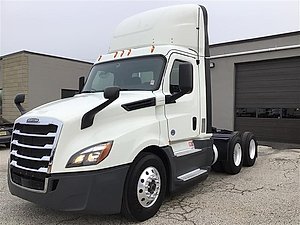 2020 Freightliner Cascadia 126 - Day Cab