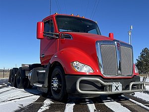 2021 Kenworth T680 - Day Cab