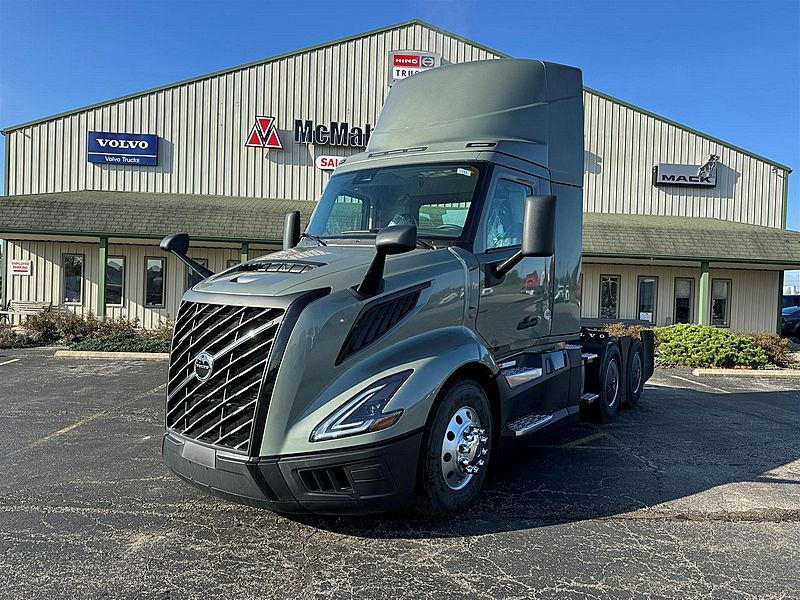 2025 Volvo VNL