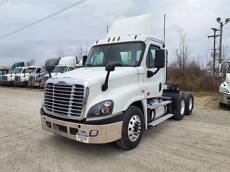 2018 Freightliner CASCADIA 125