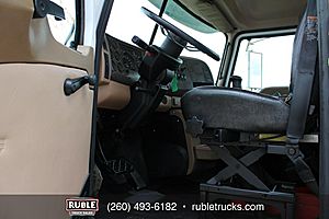 2006 Mack CV713