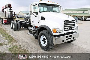 2006 Mack CV713