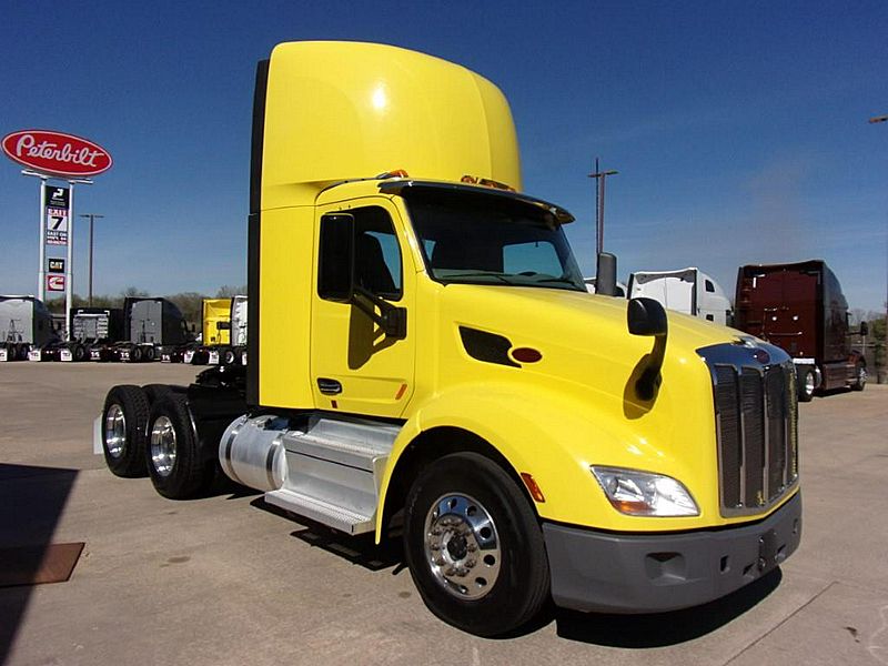 2021 Peterbilt 579