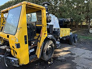 2012 Mack LEU633 - Cab & Chassis