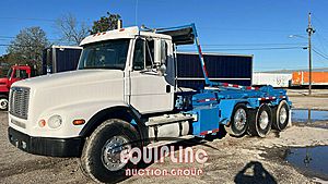2002 Freightliner FL112 - Roll-Off