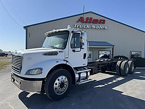 2010 Freightliner M2 112 - Cab & Chassis
