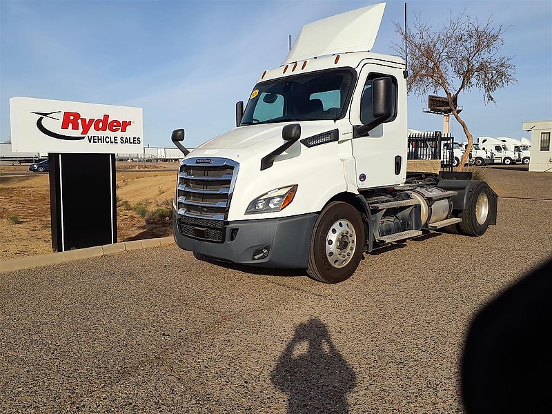 2020 Freightliner NEW CASCADIA 116