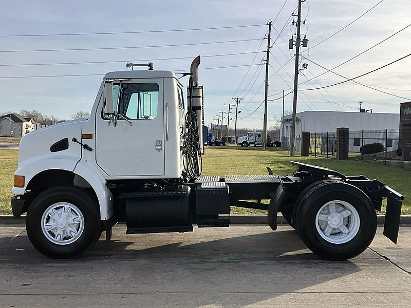 1995 International 8100 For Sale | Day Cab | #SH691098