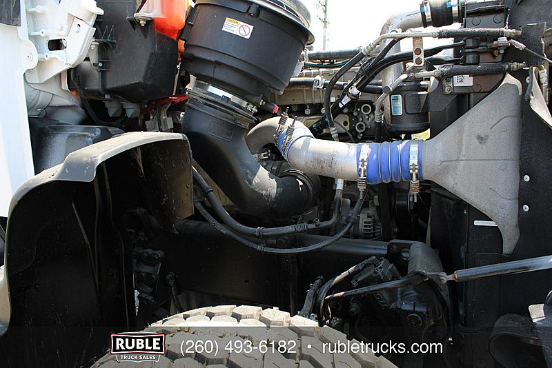 2014 Freightliner 114SD