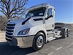 2025 Freightliner Cascadia