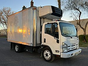 2014 Isuzu NQR - Day Cab