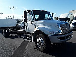 2019 International DuraStar 4300 - Day Cab
