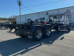 2025 Mack Granite GR64F - Roll-Off