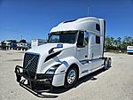 2023 Volvo VNL 860