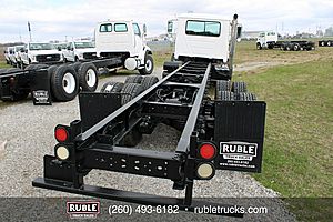 2013 Mack GU813