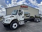 2018 Freightliner M2 106